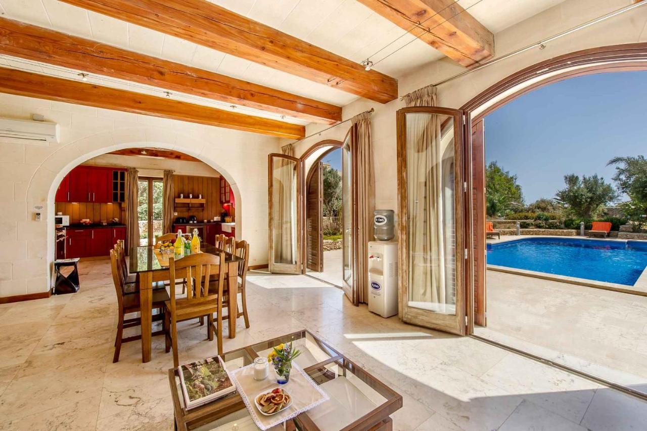 The Almonds Luxury Villa San Lawrenz Exterior foto