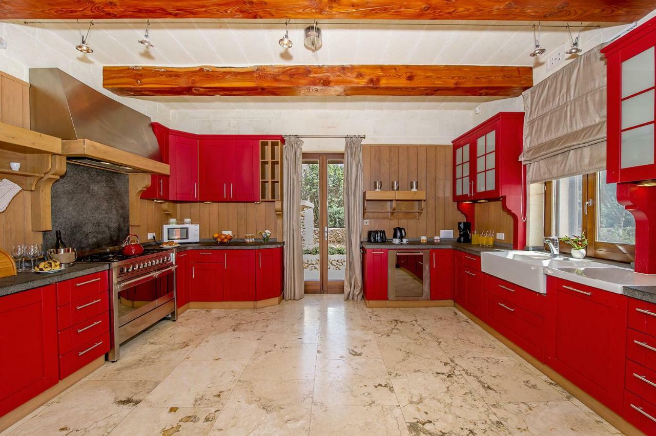The Almonds Luxury Villa San Lawrenz Exterior foto